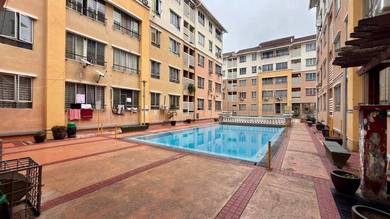 BOOKING RM1000 Apartment Laman Suria, Kajang Utama