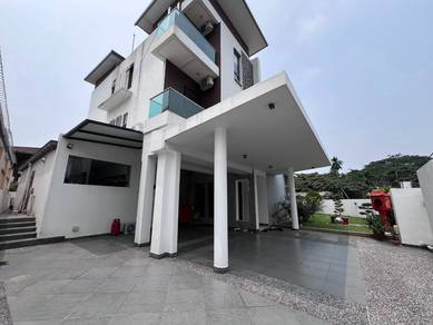 Taman Connaught 3 Storey Bungalow House