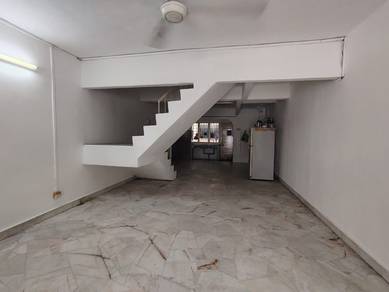 3 Storey House Seri Muda Shah Alam for Sales