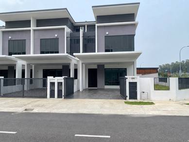 CORNER LOT‼️Double Storey House Lena Residence Alam Impian Shah Alam