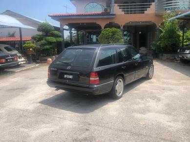 Mercedes Benz 200TE 2.2 W124 200 SERIES (M)