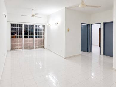 Sutramas Apartment