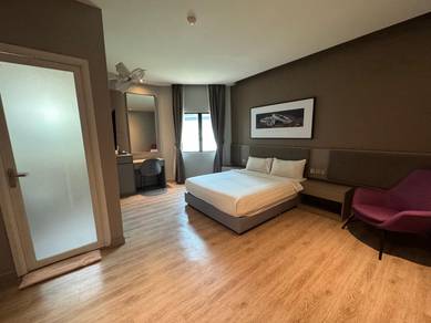 Cyberjaya Facing Mainroad Hotel For Sale