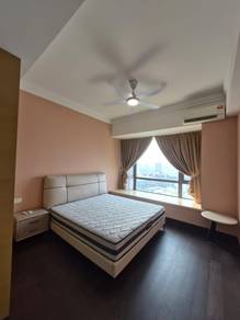 R&F Phase 2, 2bedroom 2 bathroom for rent,with car park,direct o