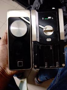 Digital door lock 