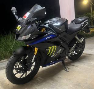 Yamaha r15 v3 
