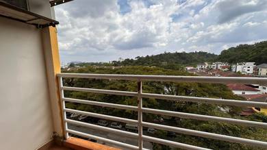 Serdang Villa Apartment furnished unit for rent 850sf 3r2b 1cp ready