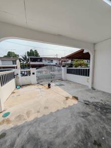Double Storey House For Rent / Jalan Carmai / Taman Senai / Near Kulai