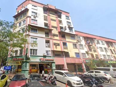 Spring Court Apartment Taman Mas. Puchong Prima Lrt Lift Koi