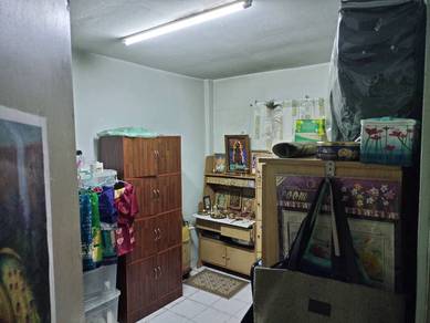 BOOKING RM1K, GROUND FLOOR, Flat Pandan Indah, Kuala Lumpur