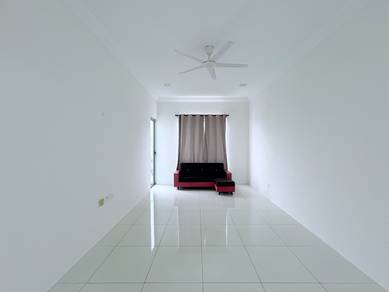 FREEHOLD, Near MRT Kajang, Swimming Pool Level, Sentral Residences 2