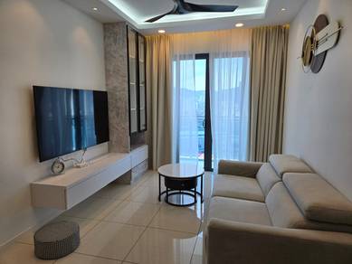 Queens Residences Q1 @ Queens Waterfront