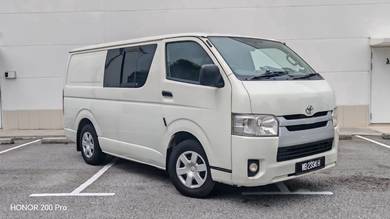 2015 Toyota Hiace Semi-Panel Van 2.5 (D)