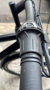 Holger Black City Bicycle with Front Basket
