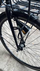 Holger Black City Bicycle with Front Basket