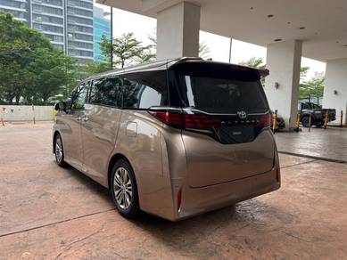 Toyota ALPHARD 2.5Z GOLD EDITION