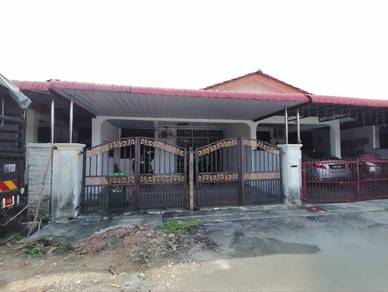Rumah Untuk Dijual - Teres Setingkat Di Taman Mahsuri, Padang Serai
