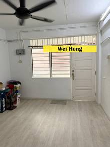 taman free school well maintain  reno unit in georgetown rent