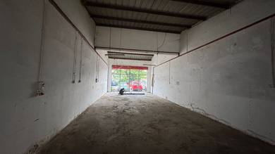 1sty terrace factory puchong utama 20x80
