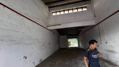 1sty terrace factory puchong utama 20x80