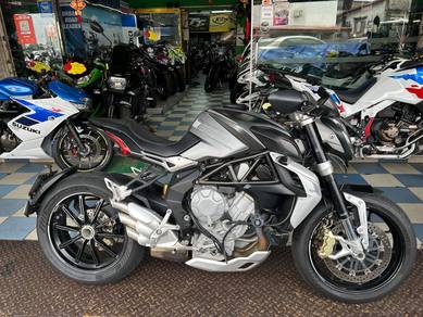 MV Agusta Dragster 800 ABS
