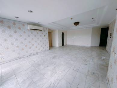 Freehold Villa Putra Condo - Next PWTC & LRT - Below RM400k