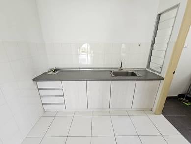 Seri Pinang Apartment Setia Alam with kitchen cabinet for rent