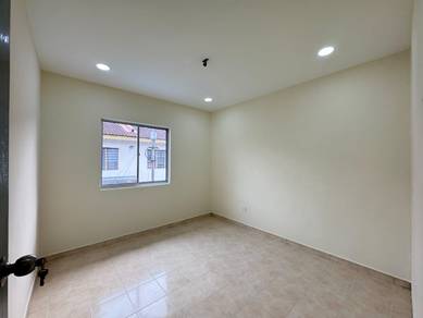 2-Storey Low Medium Cost@ for Sale/ Gelang Patah/ Freehold/ Renovation