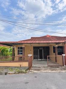 RENOVATED SEMI D TMN SERI WANG‼️FULL LOAN BOOKING 1k‼️2454sqft