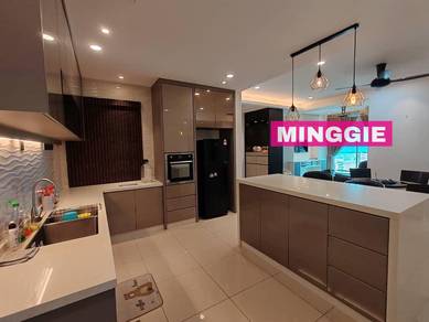 Straits Garden Condo 1302sqft Move in Condition Low Dense 2 car park