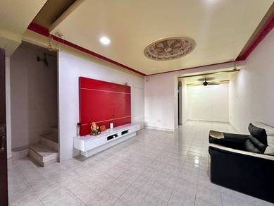 Jalan Jasa @ Mutiara Rini, 2 storey, 18x65, 3 bed 2 bath, Fully Extend