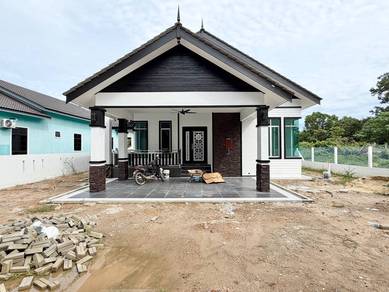 Banglo Kg Bukit Teruna, Kijal