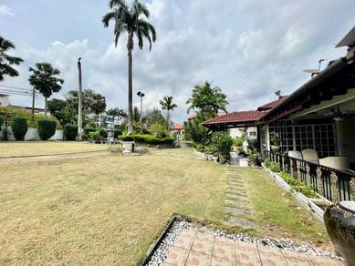 Country Heights Kajang Bungalow Freehold Below Market RM200k