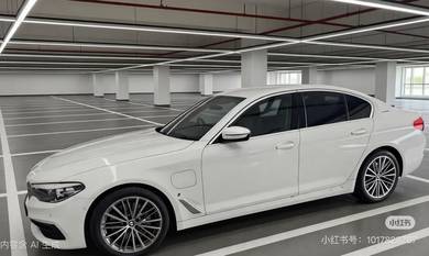 BMW 530e | December 2019 milleage 89025km