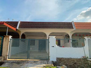 Single Storey Terraced Fully Extended Nice house Taman Indah, Tampin