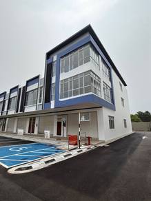 Taman Denai Alam @ Kota Masai Three Storey Brand New Shoplot (Coner Lo