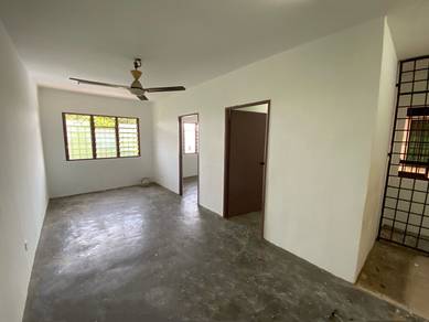 Rumah sewa (apartment lestari) near MRT damansara damai, basic unit