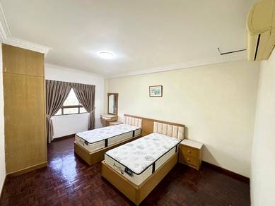 Furnished 3R2B Lagenda Condo Klebang Kota Syahbandar Tarcor Park