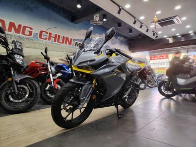 Honda CBR150r cbr150r R15M Promosi Kaw Kaw