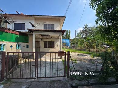 Pandamaran Port Klang Double Storey Corner House For Sale