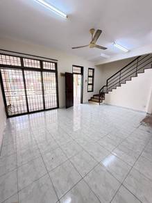 Taman Desa Tebrau Full loan house |New Paint & Floor| 22 x 75