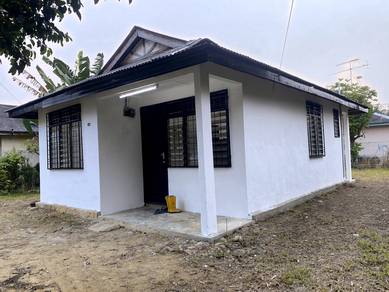 Banglow Low Cost Taman Sri Lambak T6 Kluang For Sale