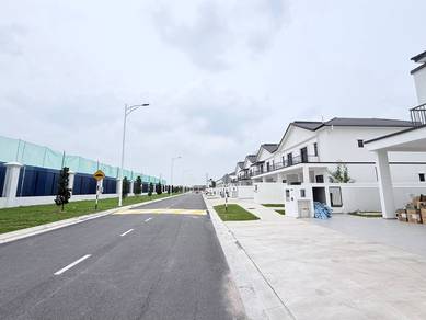 Storey Link Cluster House @ Eco Botanic