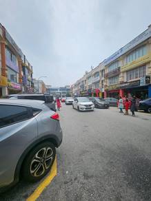 Puchong Utama Groundfloor Shop Endlot 25x75 For Rent