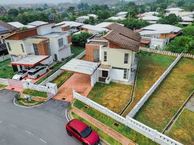 FREEHOLD SPACIOUS ! Bandar Baru Enstek Nilai, Double Storey Bungalow
