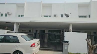 DOUBLE STOREY TERRACE Hijayu 1A, Bandar Sri Sendayan Non BUMi