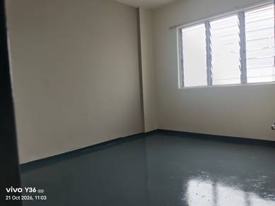 Mrr2 near Lrt sewa Flat pandan ria ampang 