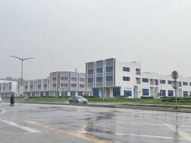 2 storey adjoning units at Jumpa, Elmina Valley. Opposite Matahari.