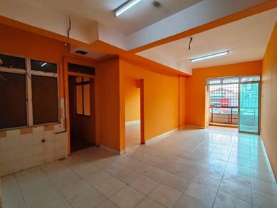 Taman Nusa Bestari, Shop Apartment