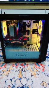 Intel i5-4690 + RX 580 8GB